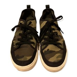 West Harris Black and Green Camouflage Lace Up Sneakers